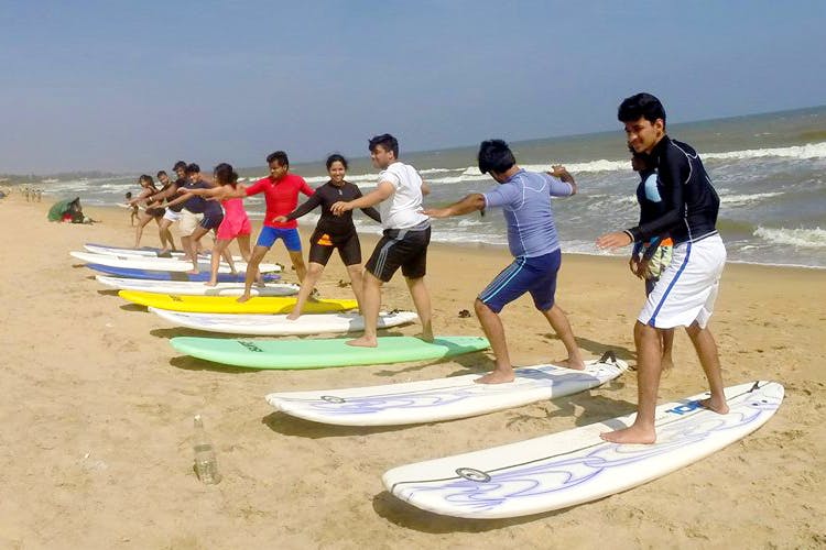 Surfing in India