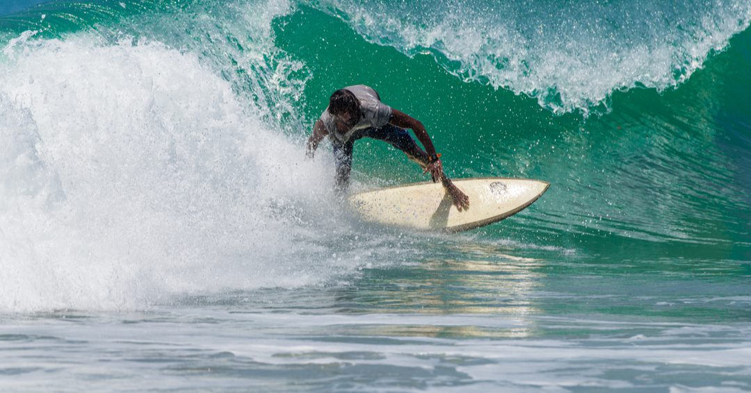 Surfing in India