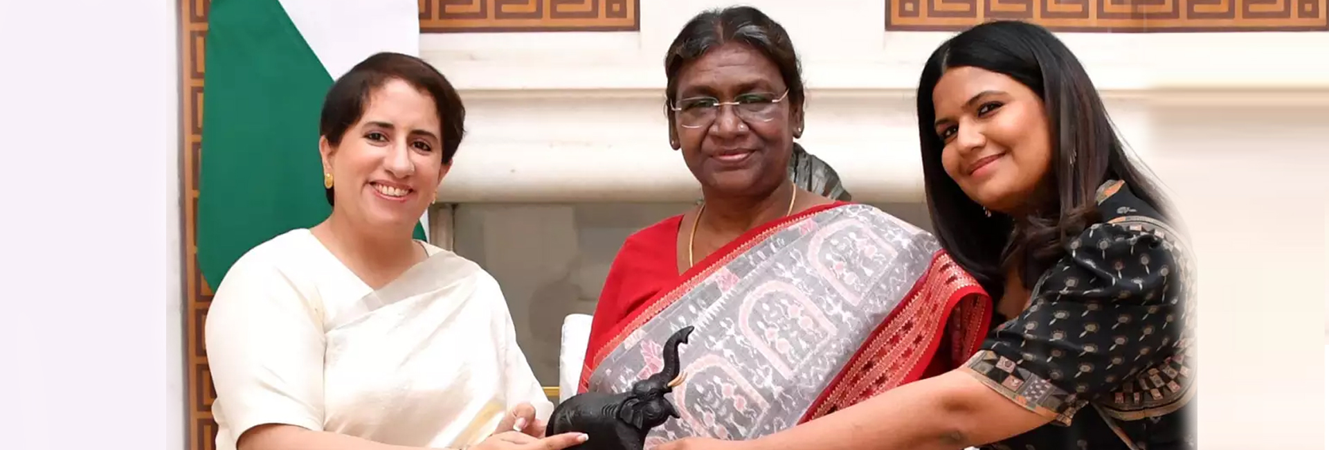 President Droupadi Murmu met Kartiki Gonsalves and Guneet Monga, the makers of Oscar-winning documentary 'The Elephant Whisperers'.