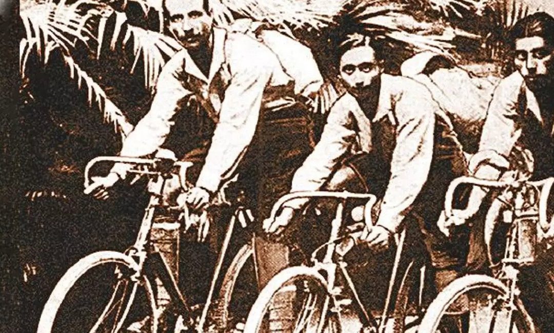 The pioneering Parsi adventurers: Indian cyclists who conquered the world