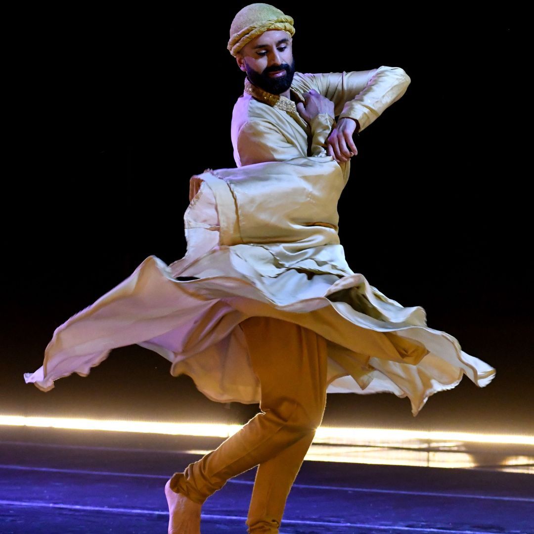 Dancer | Aakash Odedra | Global Indian