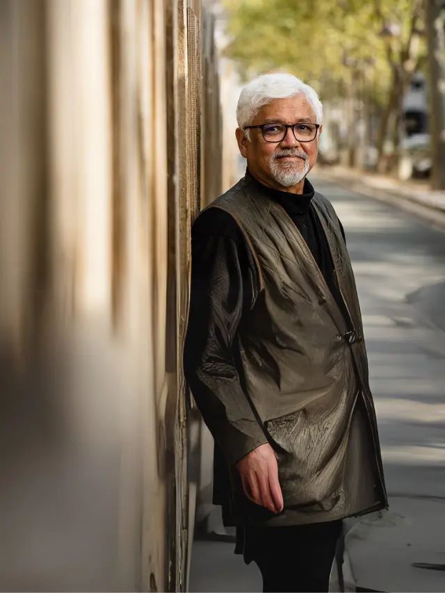 Amitav Ghosh wins Dutch Erasmus Prize for climate change writings.