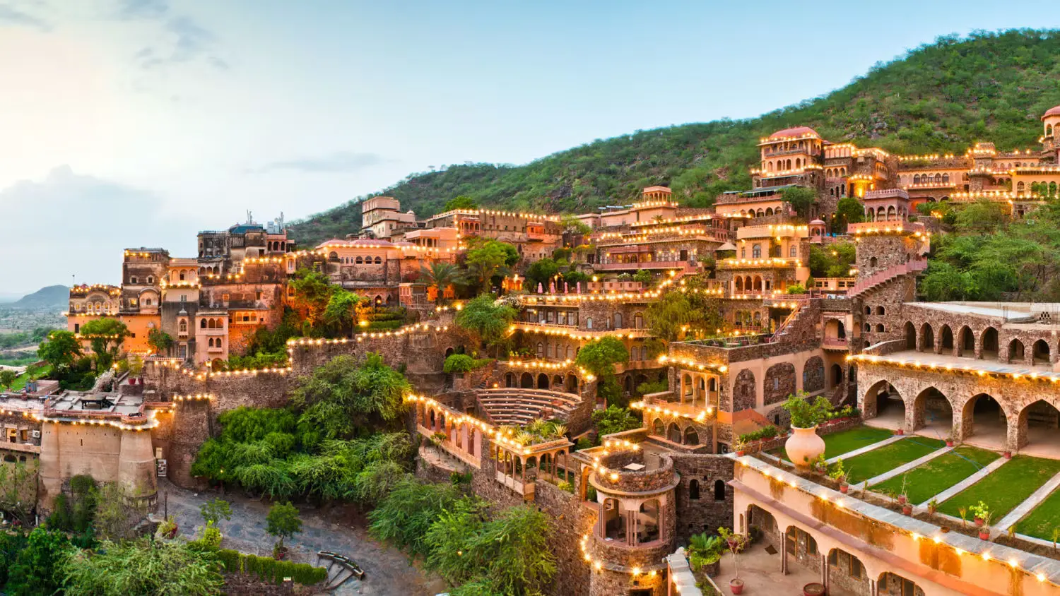 Neemrana Fort | Global Indian