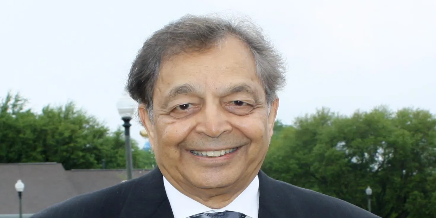 Dr Sampat Shivangi