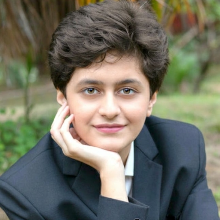 teen changemaker Anushka Sharad