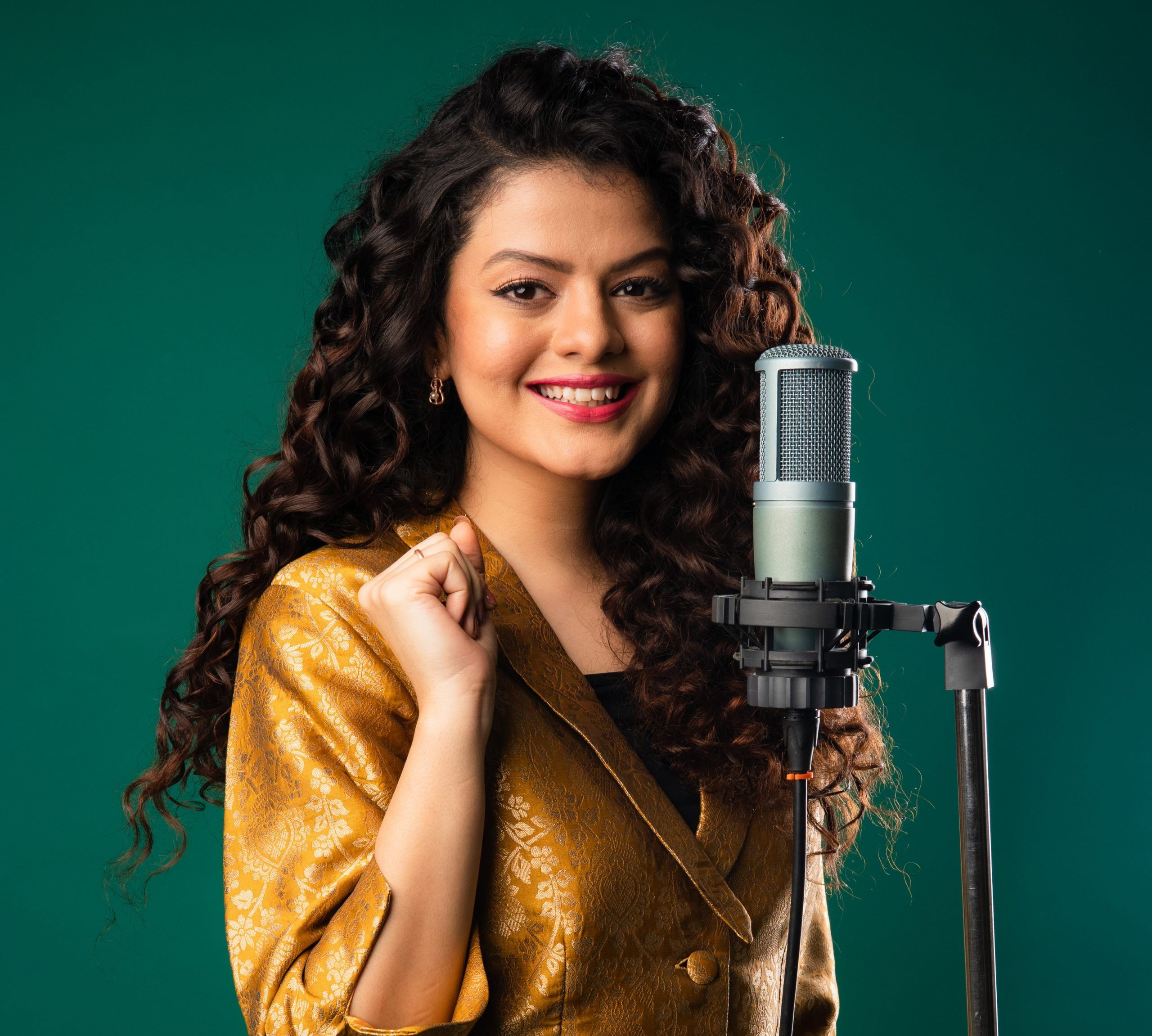 Indian Singer | Palak Muchhal | Global Indian 